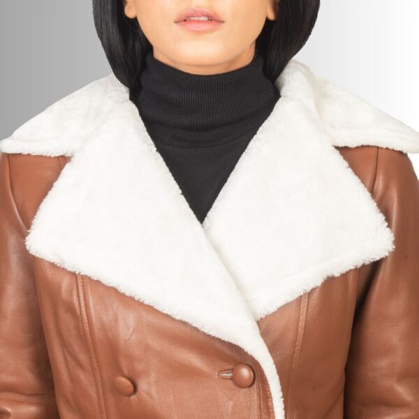 Manteau Femme en Peau Lainée - Double Boutonnage