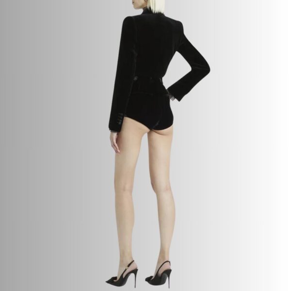 Blazer Court Femme Velours Noir – Double Boutonnage Luxe