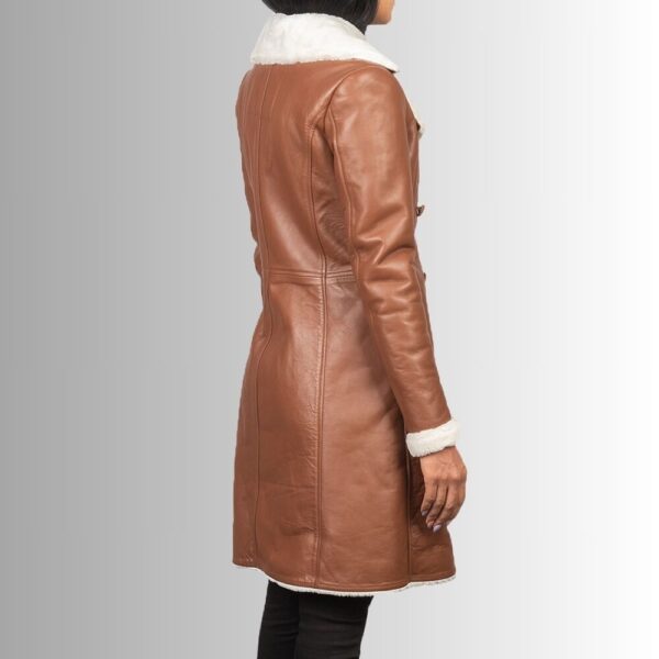 Manteau Femme en Peau Lainée - Double Boutonnage